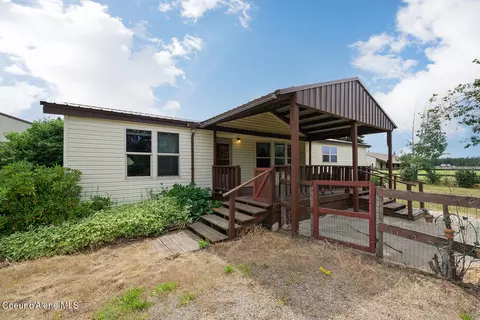 15788 N Singer Rd, Rathdrum, ID 83858