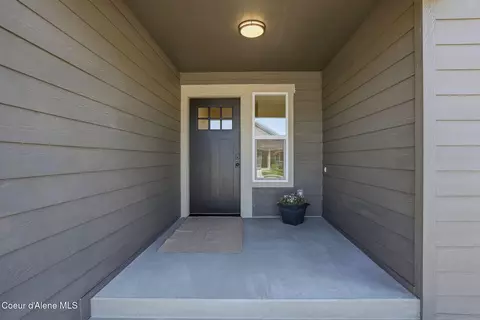 3476 N Blaze Loop, Post Falls, ID 83854 photo 3