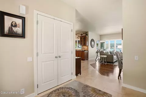 Entry Way - 3839 E Bridgeview Dr, Harrison, ID 83833 photo 1 of 3