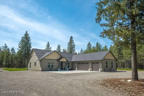 2500 E Marnett Rd, Athol, ID 83801
