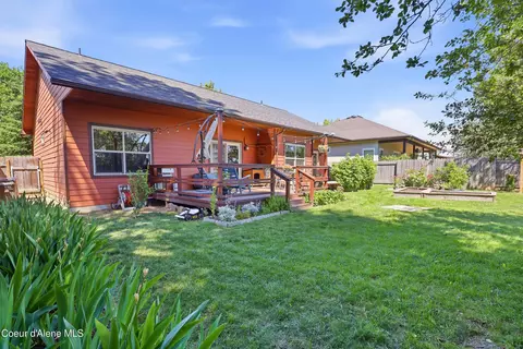 Exterior - 1625 Sequoia Ln, Sandpoint, ID 83864 photo 11 of 13
