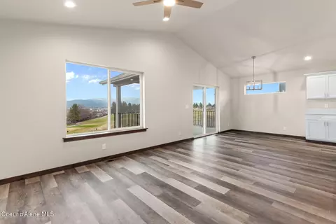 3594 N Blaze Loop, Post Falls, ID 83854 photo 14