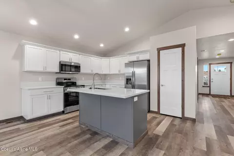 3594 N Blaze Loop, Post Falls, ID 83854 photo 7