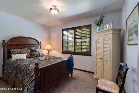 Bedroom - 518 High Rd, Sandpoint, ID 83864 photo 3 of 4