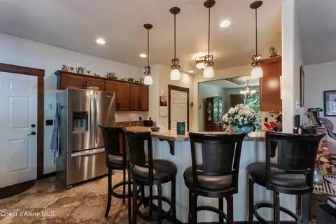 Kitchen - 518 High Rd, Sandpoint, ID 83864 photo 2 of 2