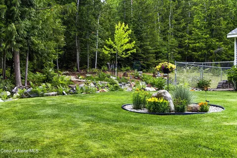 Exterior - 518 High Rd, Sandpoint, ID 83864 photo 3 of 17