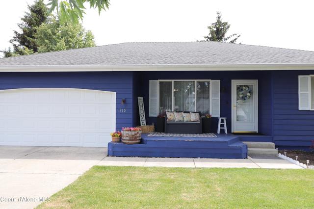 810 E 11th Ave, Post Falls, ID 83854