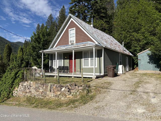 108 Dewey St, Mullan, ID 83846
