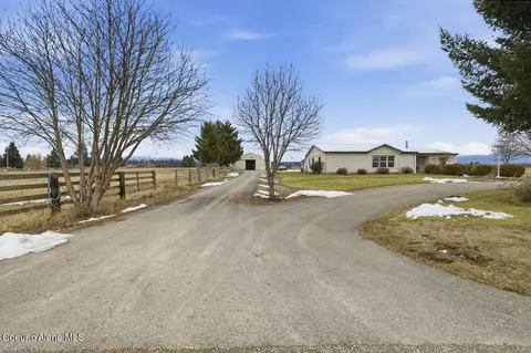 14884 N Batchelder St, Rathdrum, ID 83858