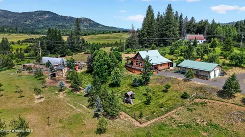 9831 W Hamaker Rd, Coeur D'alene, ID 83814