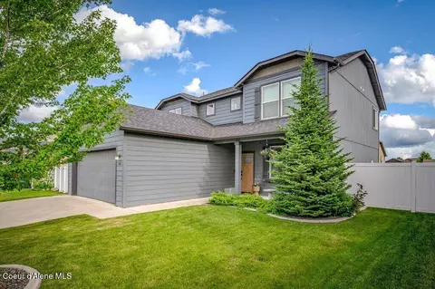 6062 W Lofty Ridge St, Rathdrum, ID 83858