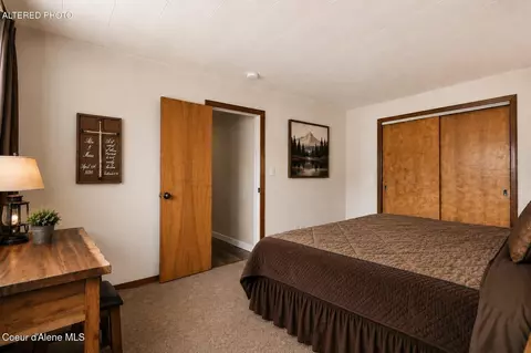 Bedroom - 1109 E Larch Ave, Osburn, ID 83849 photo 2 of 6