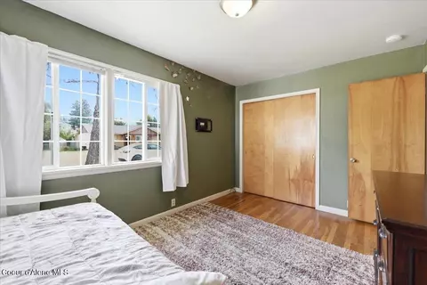 Bedroom - 1109 E Larch Ave, Osburn, ID 83849 photo 6 of 6
