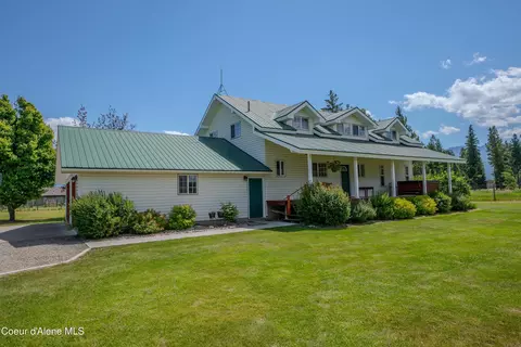 101 Zimmerman Rd, Moyie Springs, ID 83845