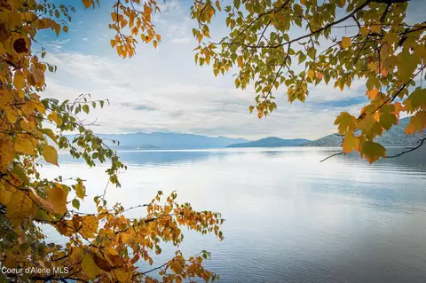 View/Area - 802 Sandpoint Ave # 8202 & 8201, Sandpoint, ID 83864 photo 3 of 5
