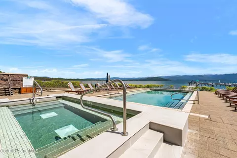 Exterior - 802 Sandpoint Ave # 8202 & 8201, Sandpoint, ID 83864 photo 10 of 11