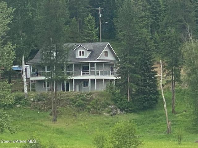 26 Roberts Rdg Rd, Cocolalla, ID 83813