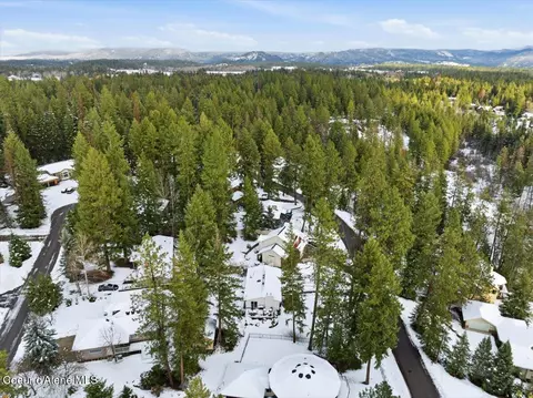 View/Area - 12331 N Avondale Loop, Hayden, ID 83835 photo 3 of 10
