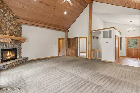 Living - 1741 E Diagonal Rd, Rathdrum, ID 83858 photo 3 of 3