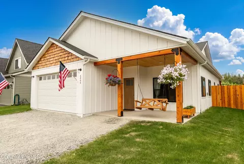 6806 Selkirk St, Bonners Ferry, ID 83805