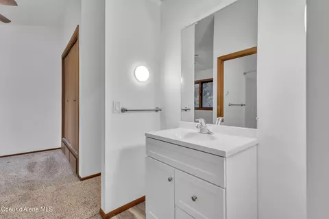 Bath - 3010 E Rivercrest Dr, Post Falls, ID 83854 photo 1 of 3