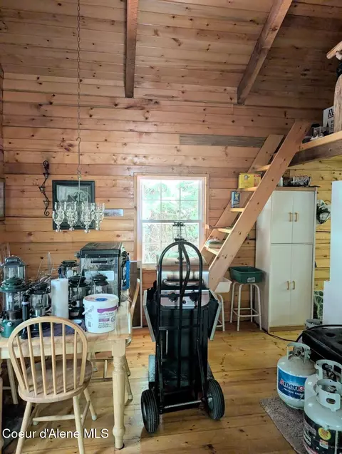 1628 Morris Rd, Naples, ID 83847 photo 12