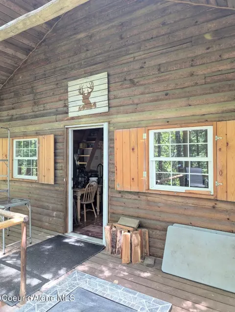 1628 Morris Rd, Naples, ID 83847 photo 8