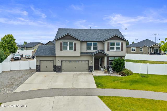 13348 N Freight Train Ct, Rathdrum, ID 83858