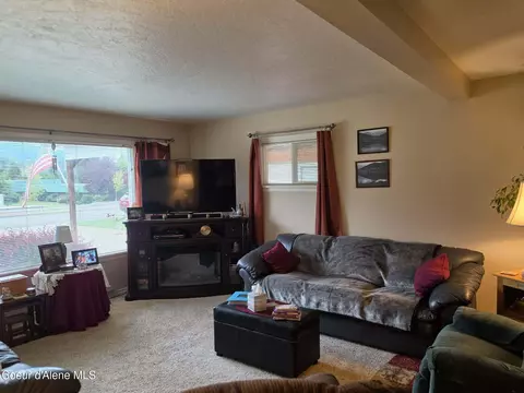 604 W Cameron Ave, Kellogg, ID 83837 photo 11