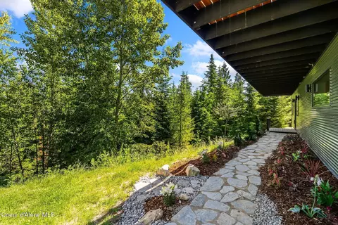 211 Daybreak Dr, Sandpoint, ID 83864 photo 46