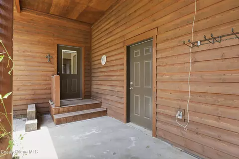 Exterior - 13779 S Timber Ln, Harrison, ID 83833 photo 6 of 9