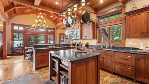 Kitchen - 32 Blackcap Ln, Coolin, ID 83821 photo 2 of 3