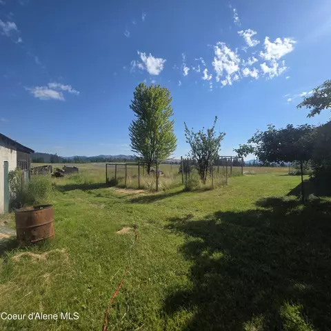 Exterior - 7375 E Sunrise Dr, Harrison, ID 83833 photo 7 of 17