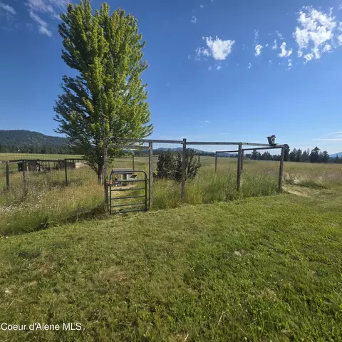 Exterior - 7375 E Sunrise Dr, Harrison, ID 83833 photo 16 of 17