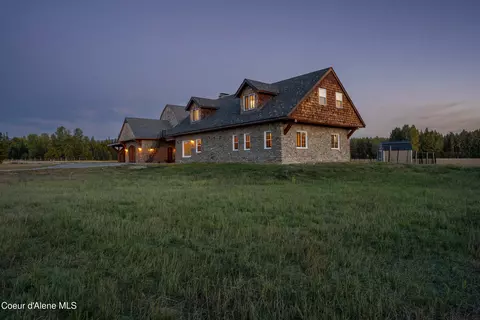 Exterior - 76 Caseys Ln, Sandpoint, ID 83864 photo 2 of 8