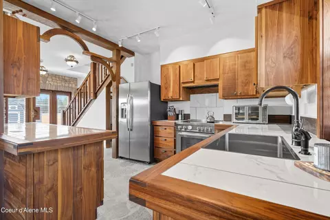 Kitchen - 76 Caseys Ln, Sandpoint, ID 83864 photo 1 of 7