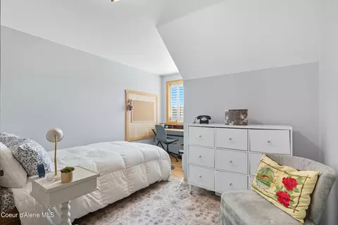 Bedroom - 76 Caseys Ln, Sandpoint, ID 83864 photo 5 of 6