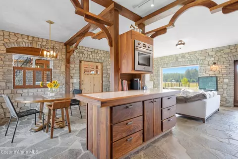 Kitchen - 76 Caseys Ln, Sandpoint, ID 83864 photo 7 of 7