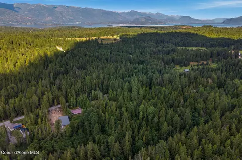 9782 Bottle Bay Rd, Sagle, ID 83860 photo 10
