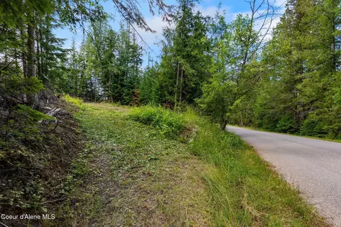 9782 Bottle Bay Rd, Sagle, ID 83860 photo 3