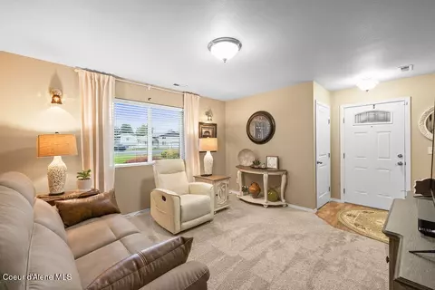 3306 E Lashawn Ct, Post Falls, ID 83854 photo 5