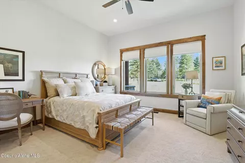 Bedroom - 1237 E Amulet Cir, Rathdrum, ID 83858 photo 5 of 7