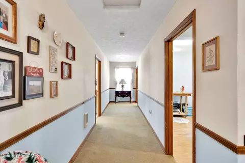 Entry Way - 134 N Frederick Ave, Harrison, ID 83833 photo 9 of 14