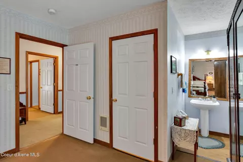 Entry Way - 134 N Frederick Ave, Harrison, ID 83833 photo 14 of 14