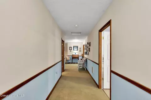 Entry Way - 134 N Frederick Ave, Harrison, ID 83833 photo 7 of 14