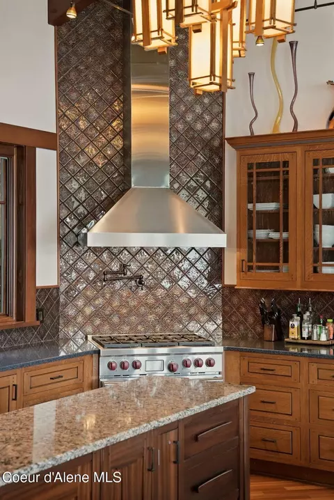 Kitchen - 203 Shannon Ln, Dover, ID 83825 photo 5 of 10