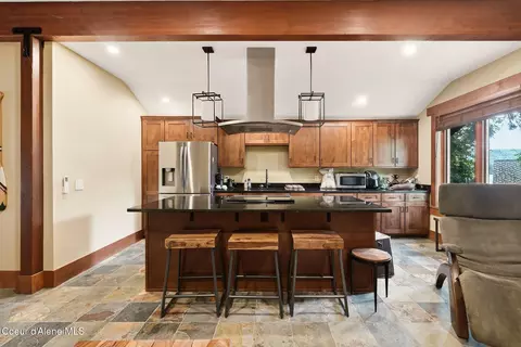 Kitchen - 203 Shannon Ln, Dover, ID 83825 photo 9 of 10