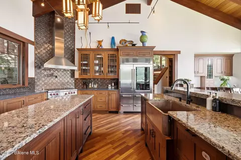 Kitchen - 203 Shannon Ln, Dover, ID 83825 photo 7 of 10