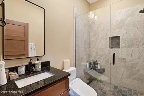 Bath - 203 Shannon Ln, Dover, ID 83825 photo 13 of 13