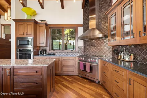 Kitchen - 203 Shannon Ln, Dover, ID 83825 photo 4 of 10